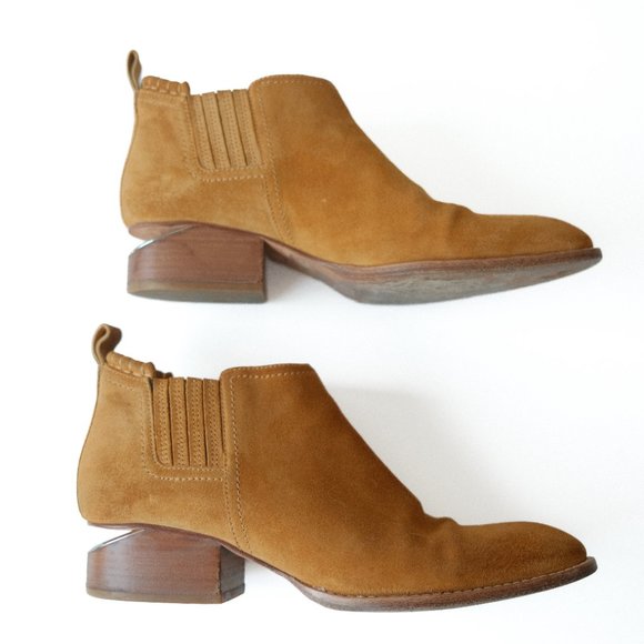 alexander wang 'kori' cutout metal heel chelsea booties in camel brown suede - Picture 2 of 12